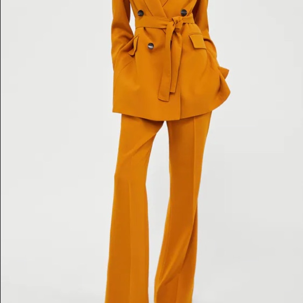 NWT ZARA MUSTARD YELLOW FLARED PANTS TROUSERS - Picture 7 of 8